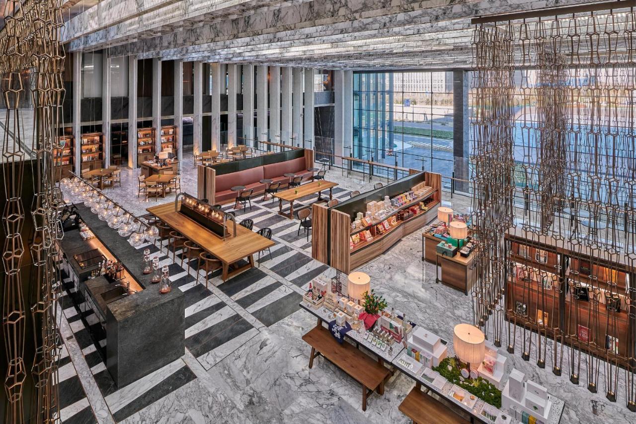 Отель Mumian Beijing Daxing International Airport, Part Of Hyatt Экстерьер фото The lobby of the hotel