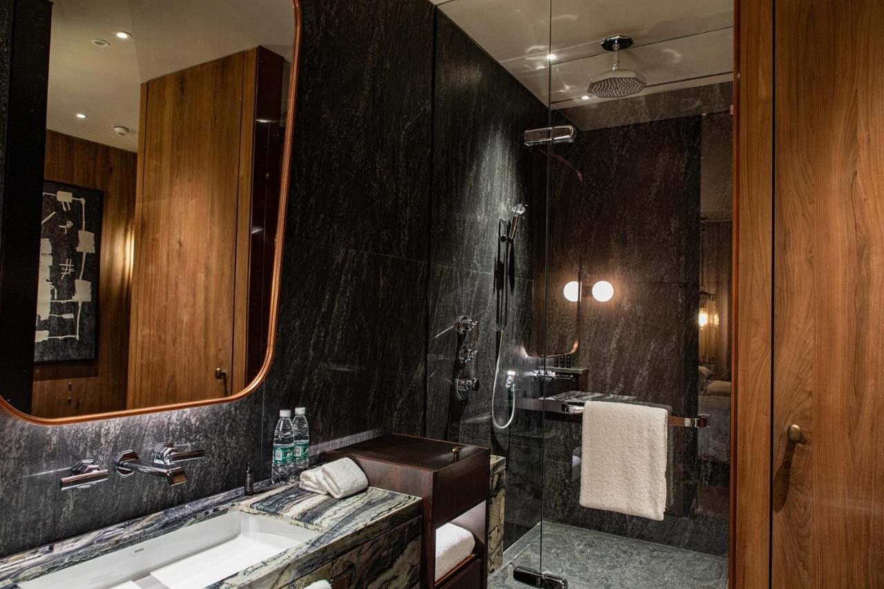 Отель Mumian Beijing Daxing International Airport, Part Of Hyatt Экстерьер фото Bathroom