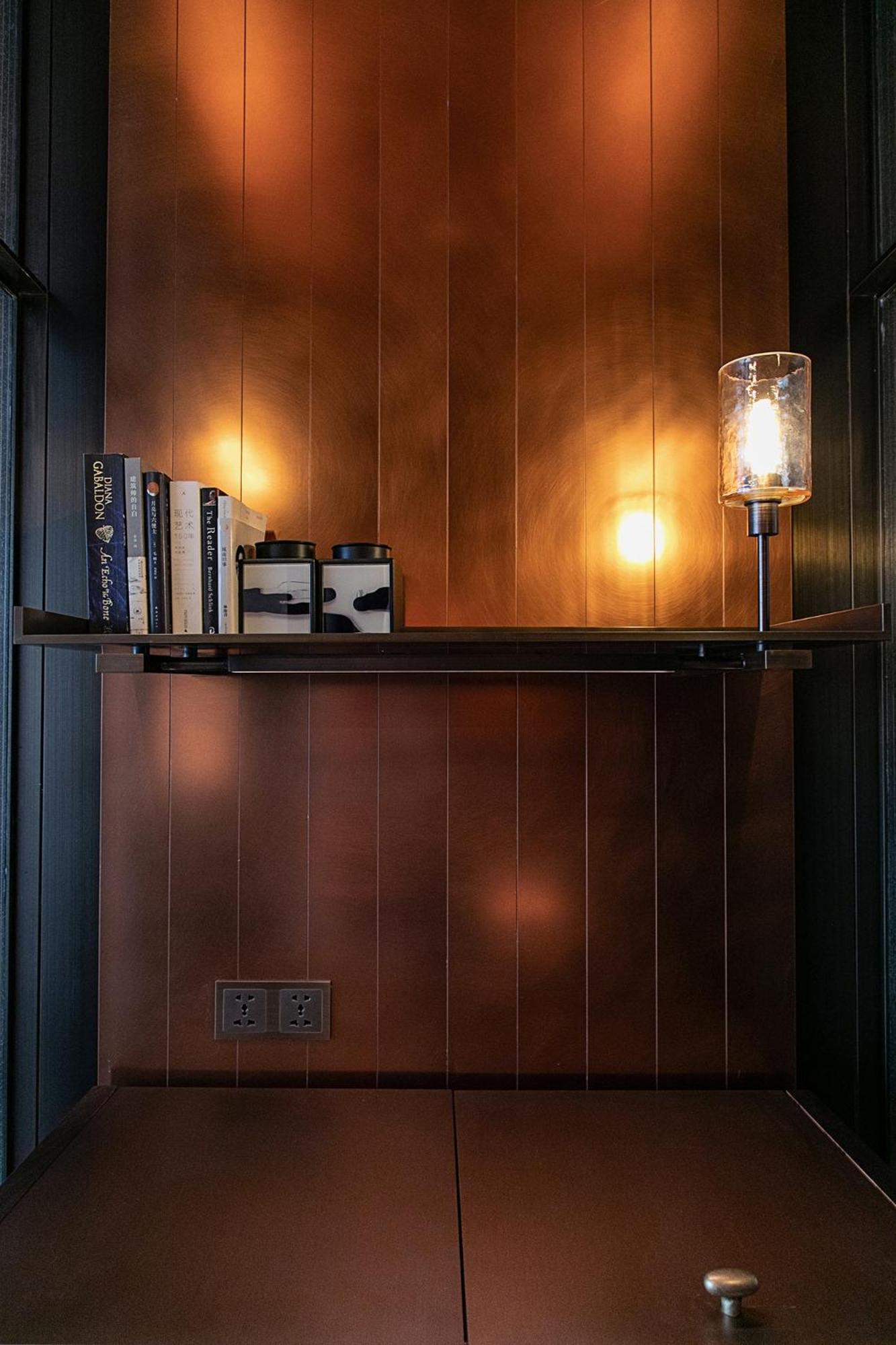 Отель Mumian Beijing Daxing International Airport, Part Of Hyatt Экстерьер фото A shelf with a lamp